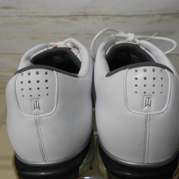 NEW NOS NIKE - Zoom Flywire 483327-100 TIGER WOODS TW Golf Shoes - White 10 Mens - Picture 10 of 16